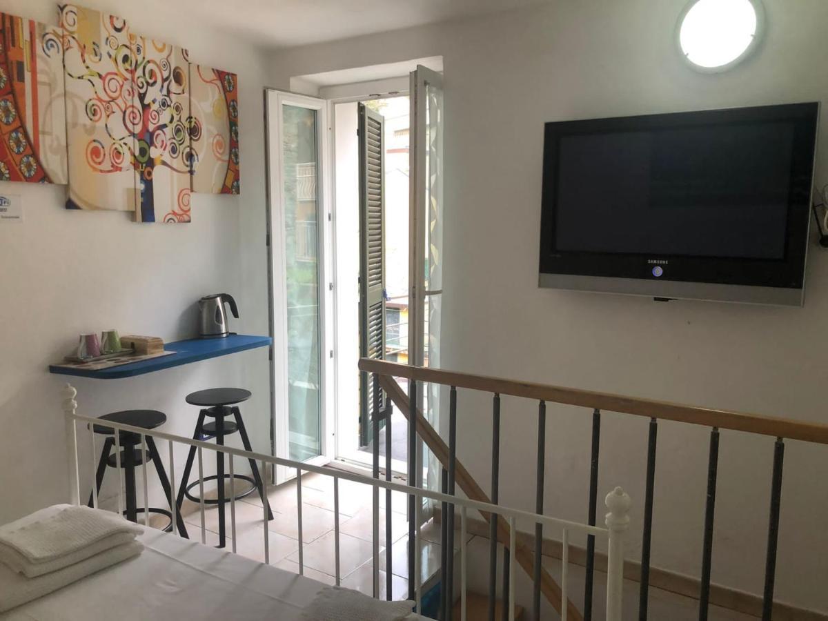 Rio Rest Apartments Риомаджиоре Экстерьер фото